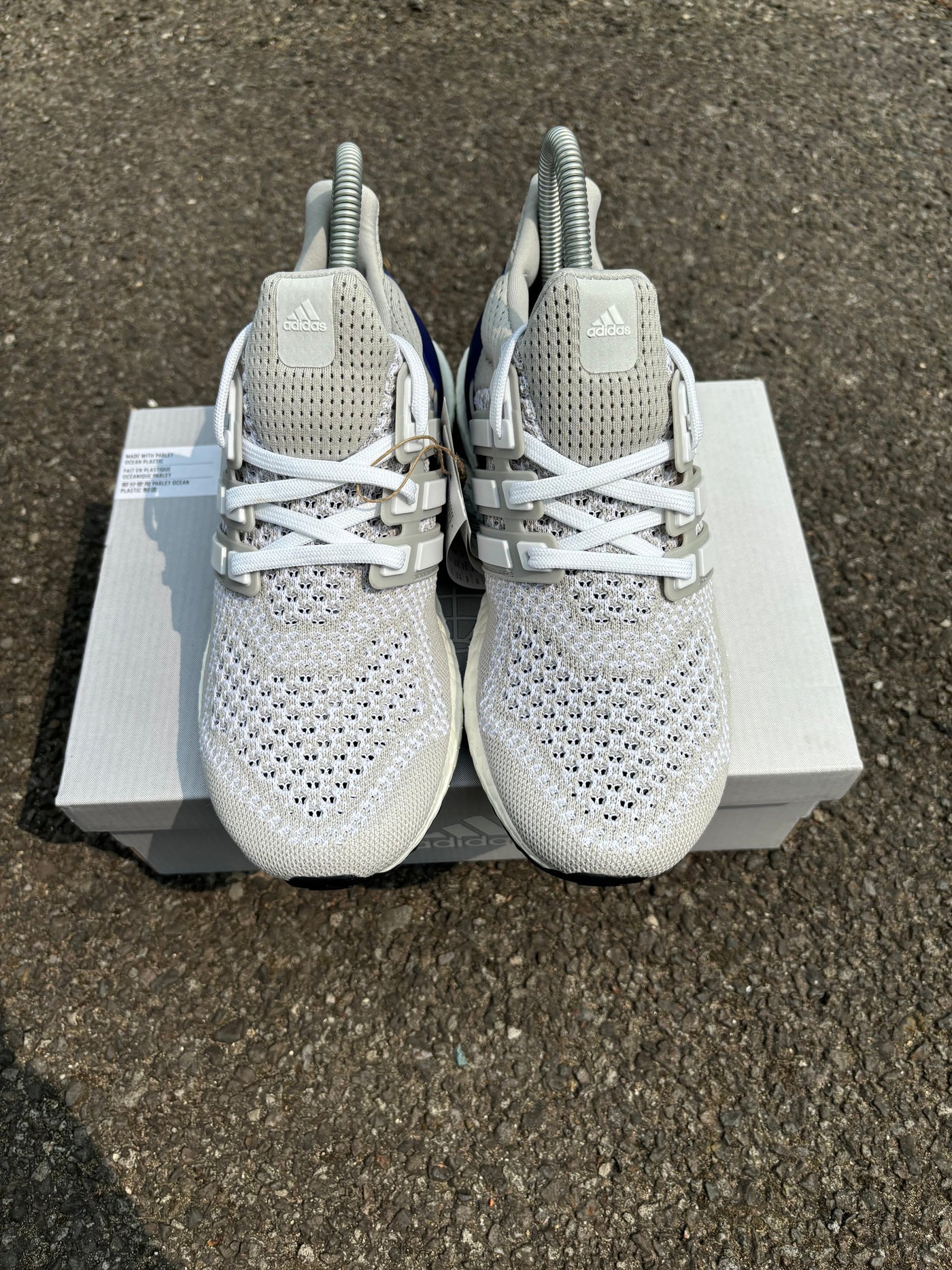 Adidas Ultra Boost 5.0 DNA White Turbo