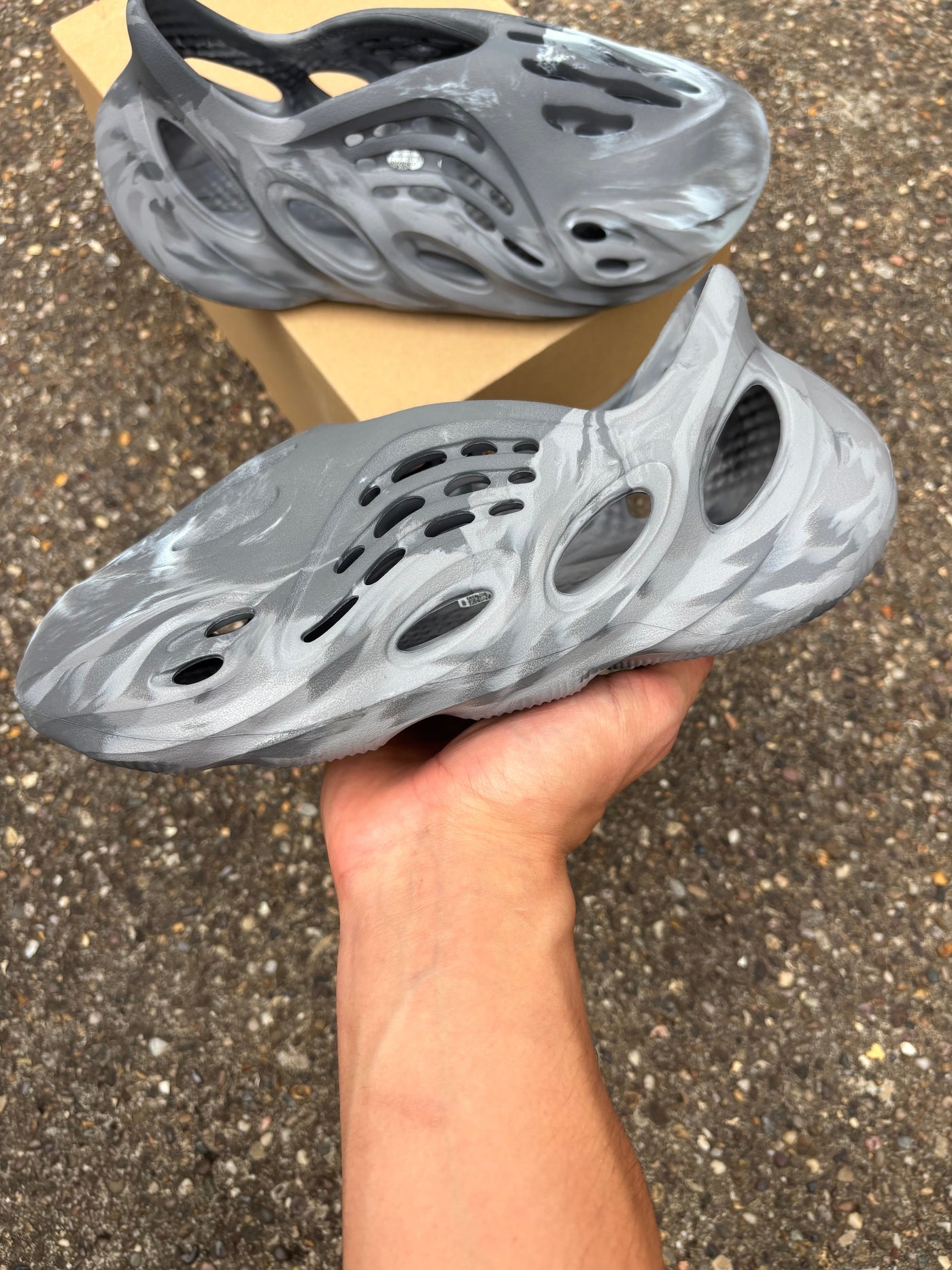 Yeezy Foam Runner MX Granite